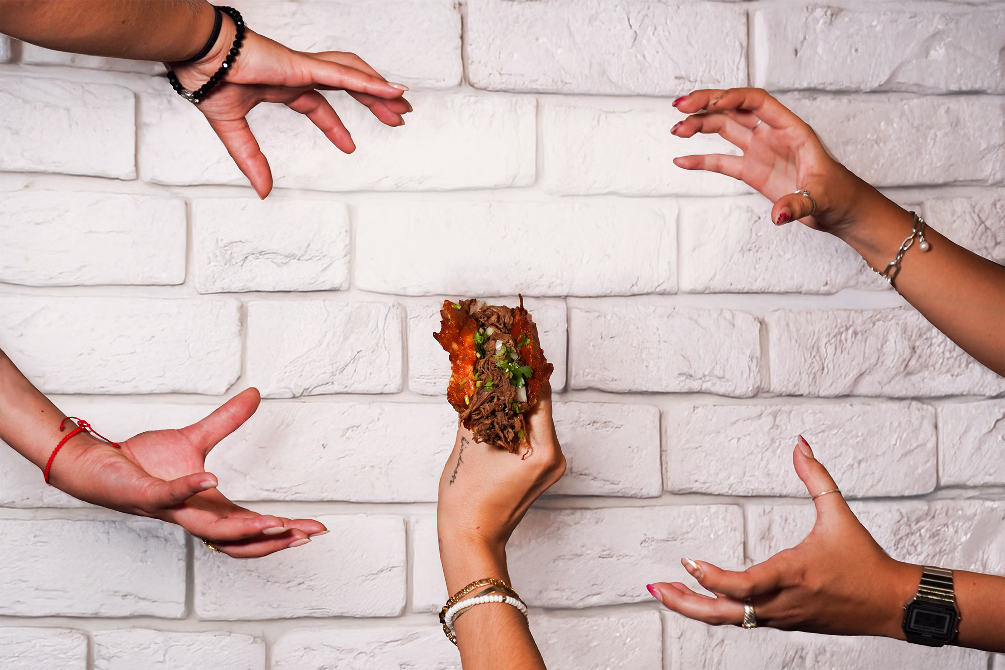 Kravings hero background